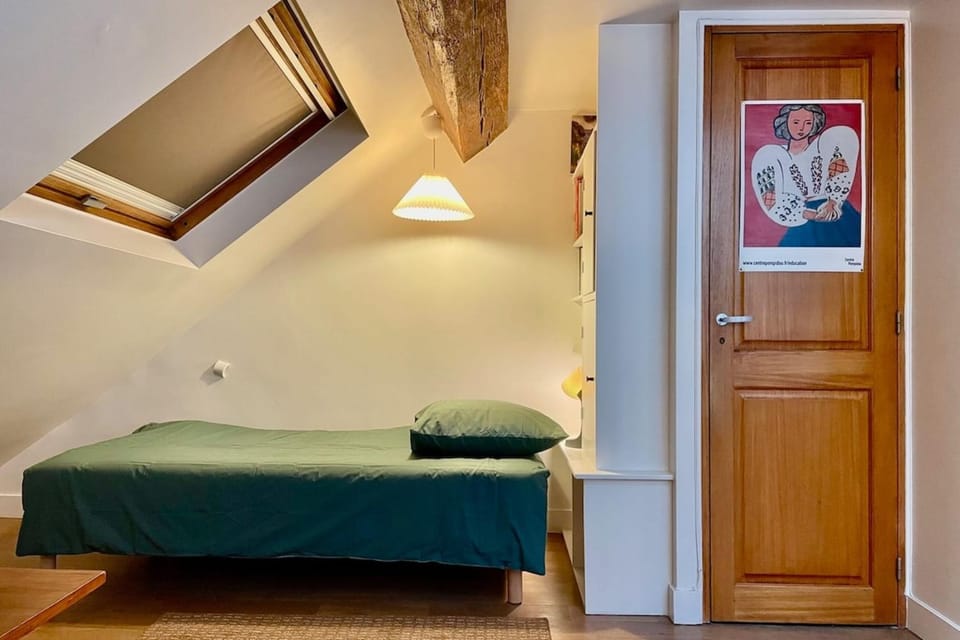 Marais 4th Rooftop Apartment with Mezzanine managed by Mey Agency Apartment in Paris