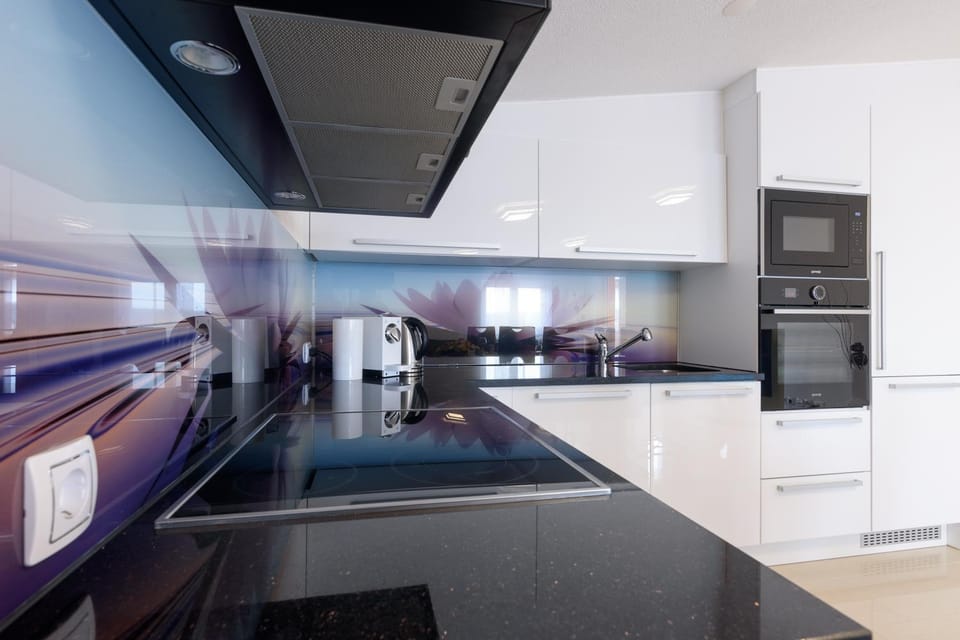 Coffee/tea facilities, Kitchen or kitchenette