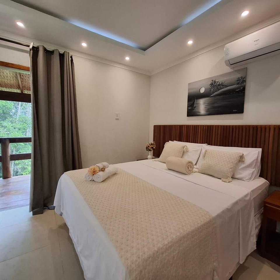 Bed, Photo of the whole room, Bedroom, towels, air conditioner