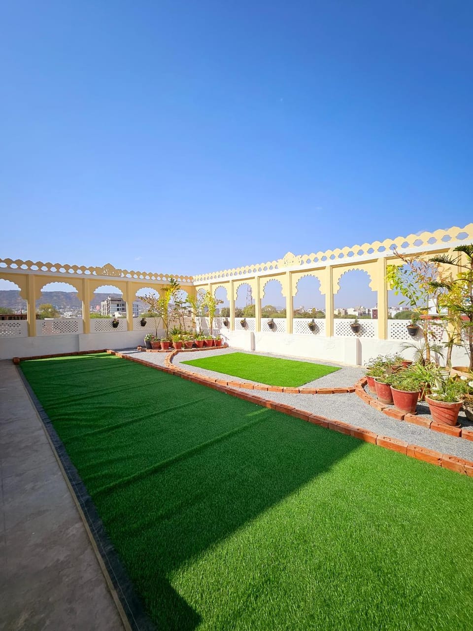 Property building, Day, Garden, Garden view