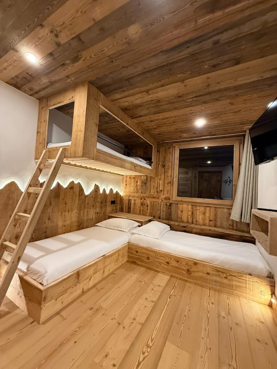Chalet Braconnier Apartment in Montvalezan