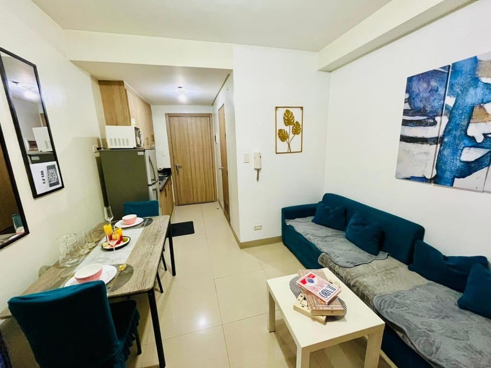 Condo near Manila Airport and MOA Apartment hotel in Pasay