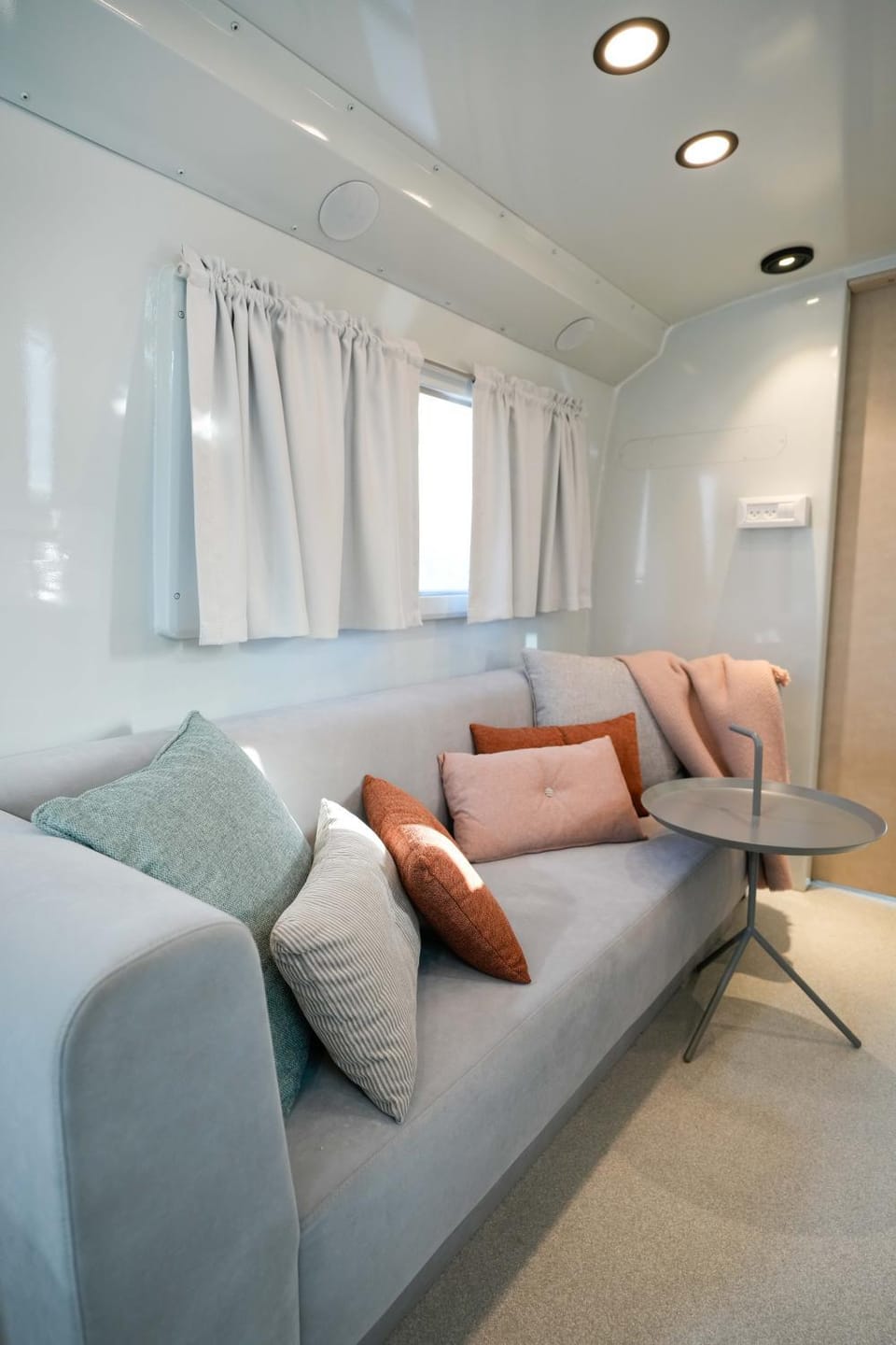 Daydream - אוטובוס-צימר בגשר הזיו Nature lodge in North District