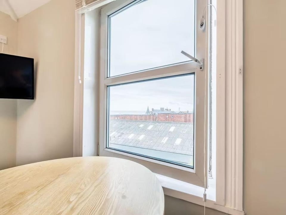 Sea View Apartment Near The Beach and Town Center Apartment in Cromer