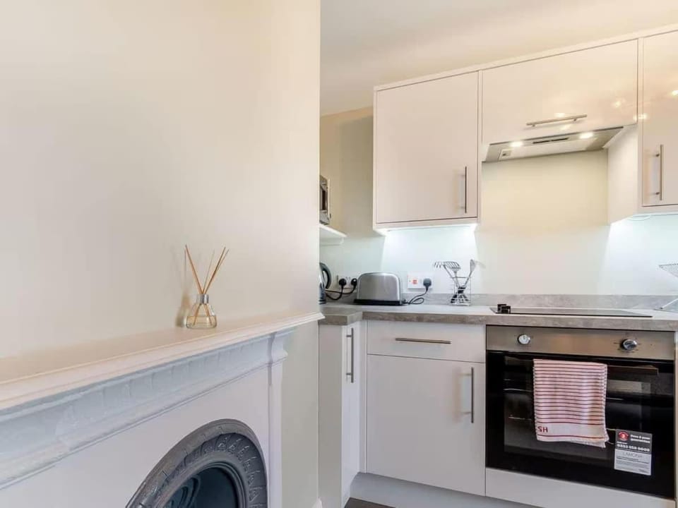 Sea View Apartment Near The Beach and Town Center Apartment in Cromer