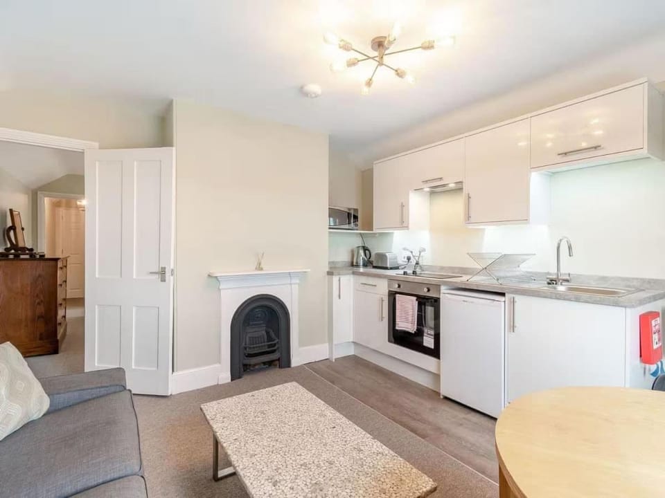 Sea View Apartment Near The Beach and Town Center Apartment in Cromer