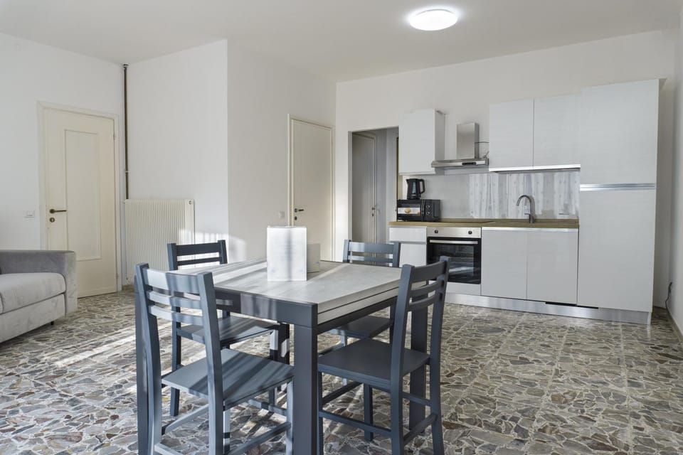 Kitchen or kitchenette, Living room, Seating area, Dining area, dishwasher, oven, stove