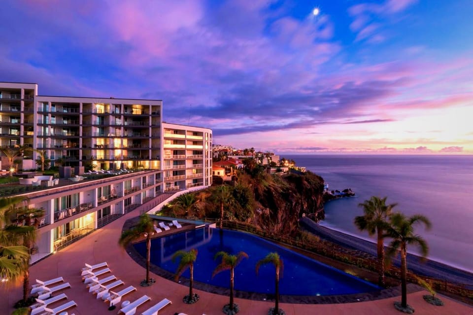 Property building, Seating area, Sea view, Sunset