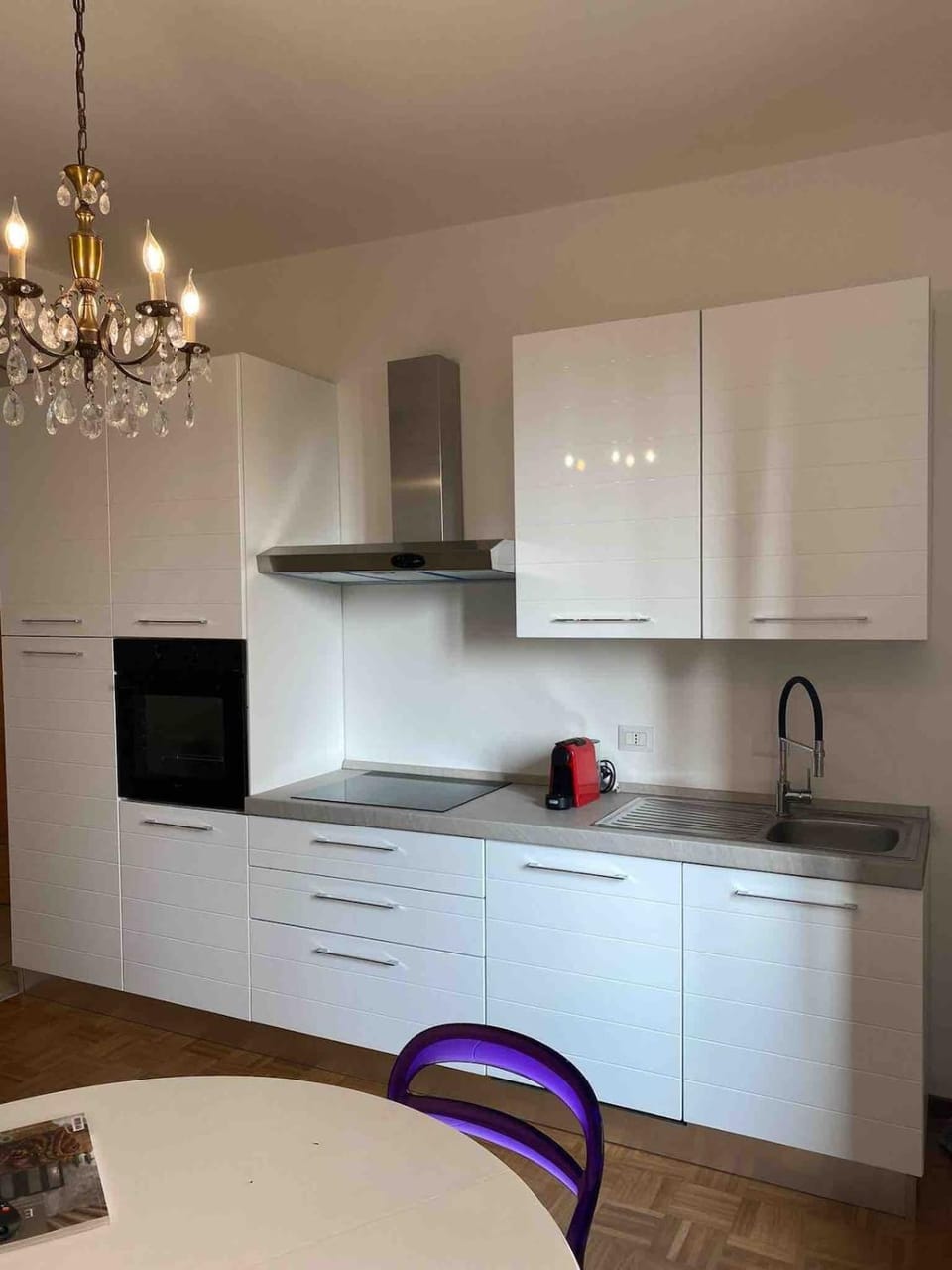 Appartamento a Cecina sul Lago di Garda Apartment in Lake Garda