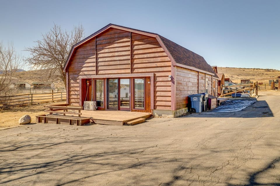 2 Mi to Main Street: Mtn-View Escape in Lander! House in Lander