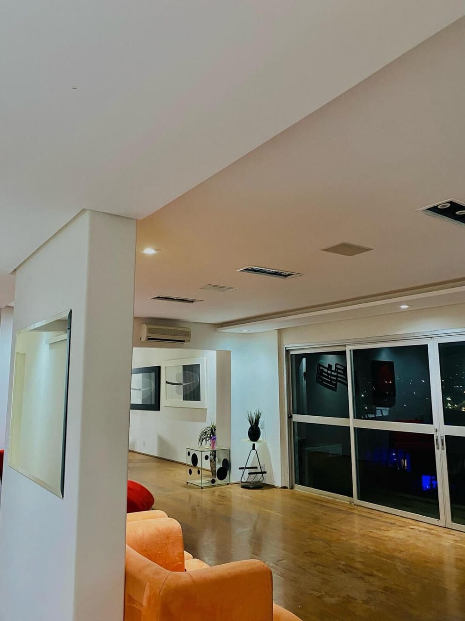 Apto amplo com sacada, e 3 suítes com muito conforto! Apartment in São José do Rio Preto