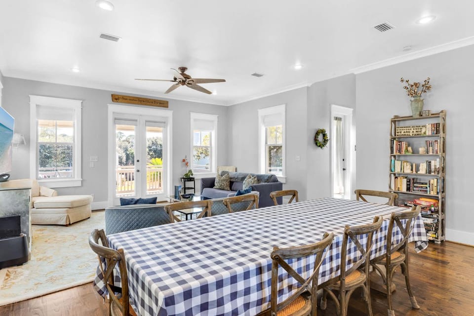 Narnia Grande Pointe Villa - Inlet Beach Pool & Clubhouse Access House in Inlet Beach