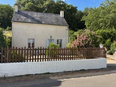 Gîte les Huttières House in Centre-Val de Loire