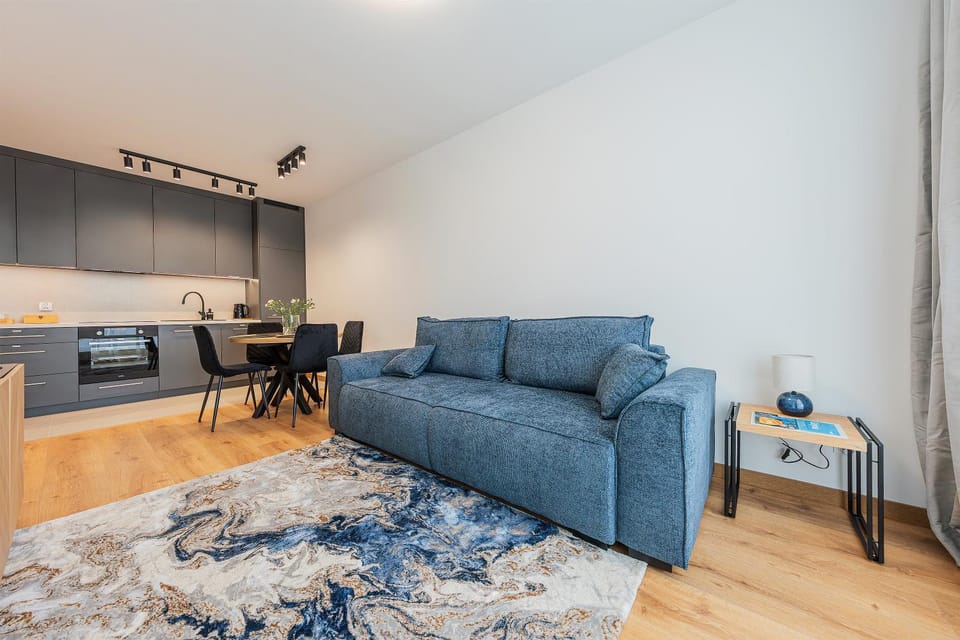 Kitchen or kitchenette, Seating area, Dining area, stove