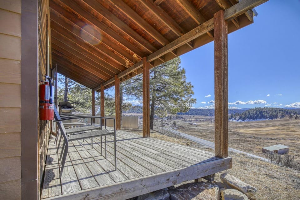 811 County Rd 500 ("Split Pine Cabin") Cabin in Pagosa Springs
