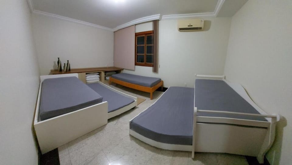 Casa na Praia Ponta da Fruta, 4 quartos com ar condicionado, piscina, Sauna e hidromassagem House in Vila Velha