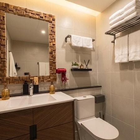SvoyLuX Primo 3BR Gated House Near Pier and Muay Thai Street Villa in Chalong