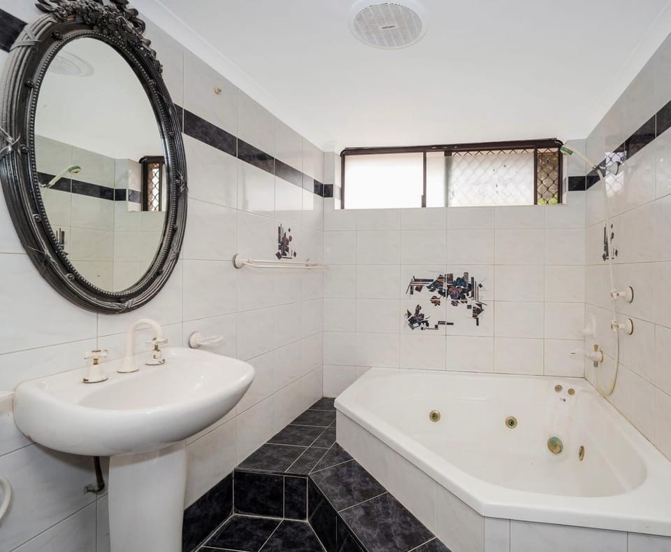 Toilet, Bathroom, Bedroom, Bath