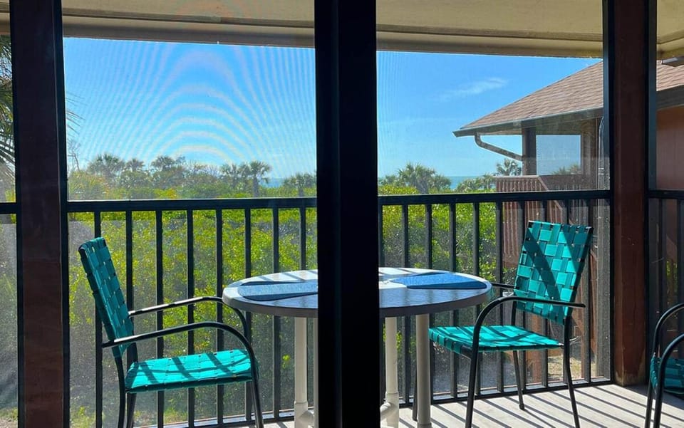 Patio, Balcony/Terrace, Seating area
