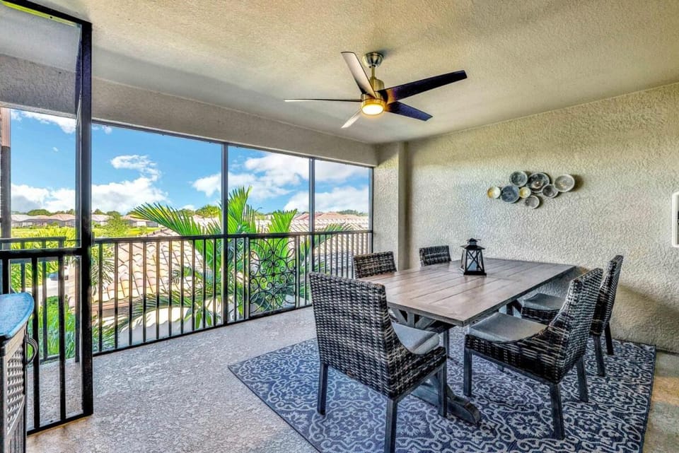 Patio, Balcony/Terrace, Seating area