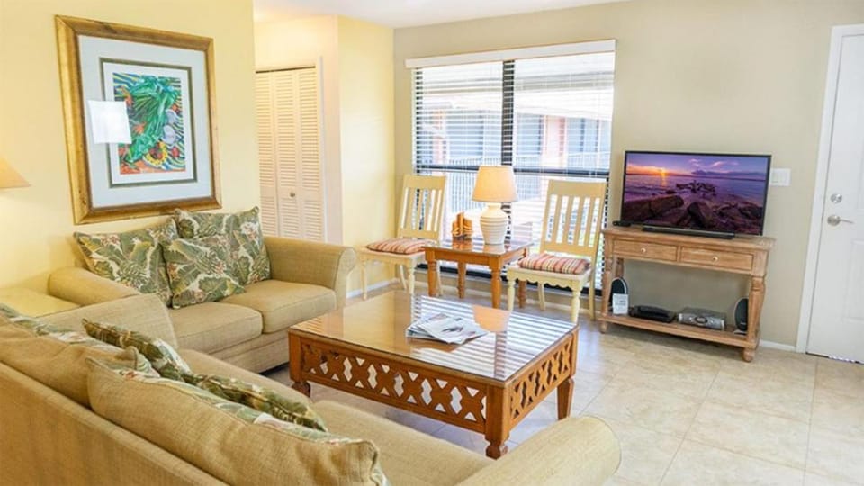 Oceanfront Sanibel Island Retreat with Private Beach - Pet Friendly - Signal Inn 05 House in Sanibel Island
