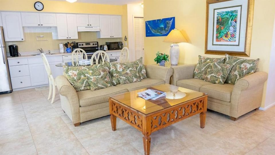 Oceanfront Sanibel Island Retreat with Private Beach - Pet Friendly - Signal Inn 05 House in Sanibel Island