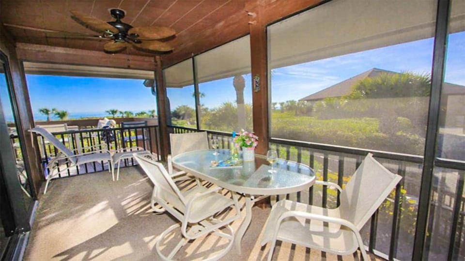Relax On your Private Deck with Gulf Views Sanibel Island - Pet Friendly - Signal Inn 09 House in Sanibel Island