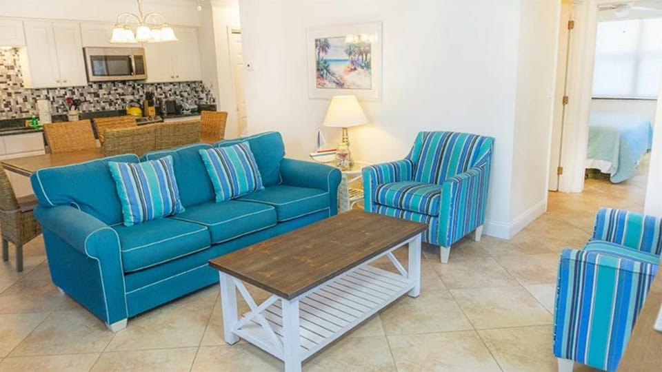 Your Perfect Getaway Awaits - Sanibel Island Villa with Private Beach - Pet Friendly - Signal Inn 11 House in Sanibel Island