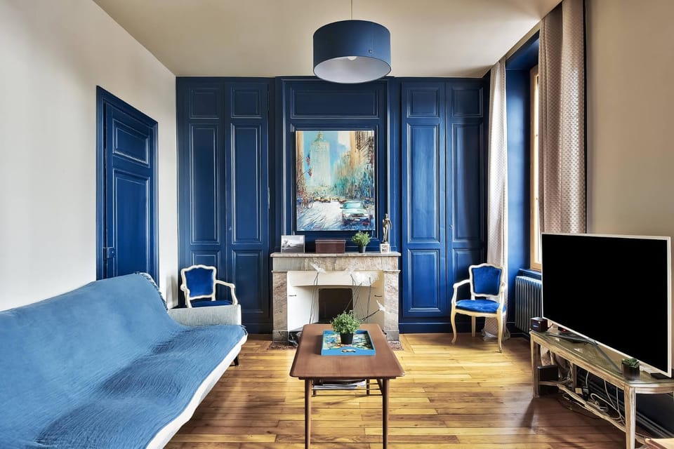 l elegante chambre chez moi Vacation rental in Villefranche-sur-Saone