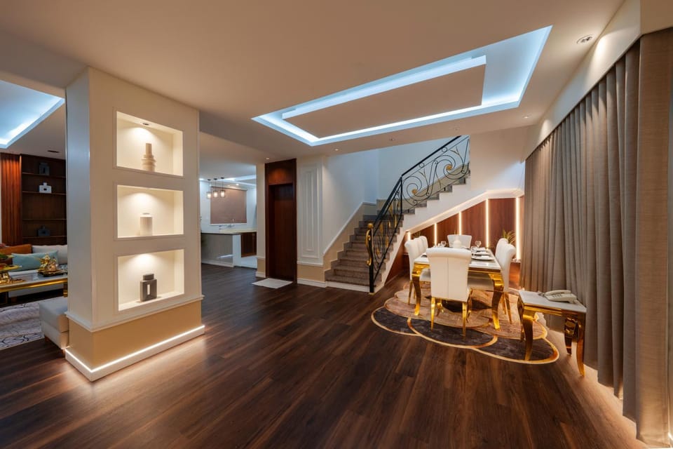 Living room, Seating area
