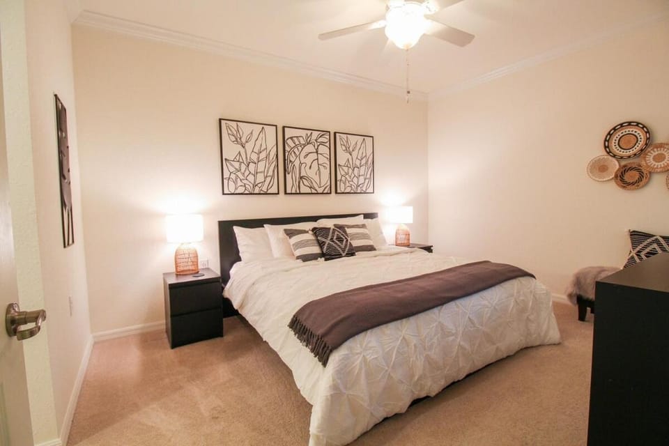 Bed, Bedroom