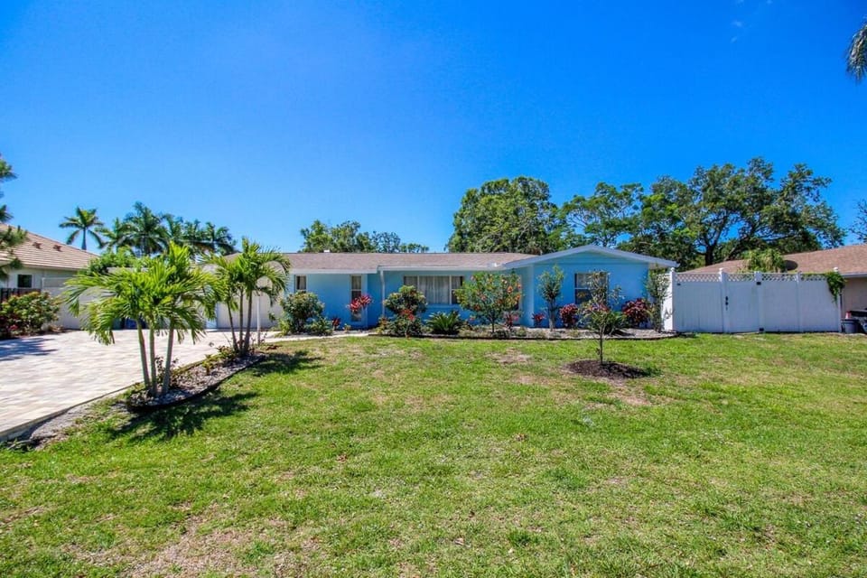 Property building, Natural landscape