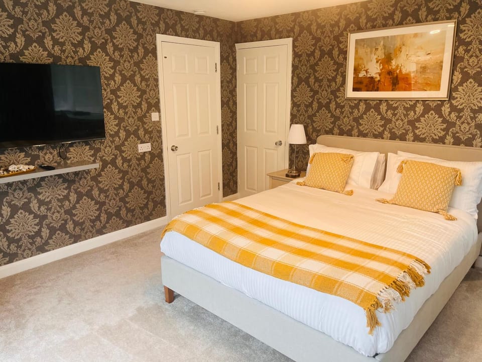 Robins Perch, Bramhall Apartment in England