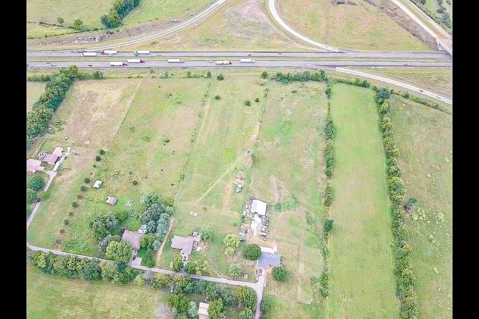 Neighbourhood, Bird's eye view