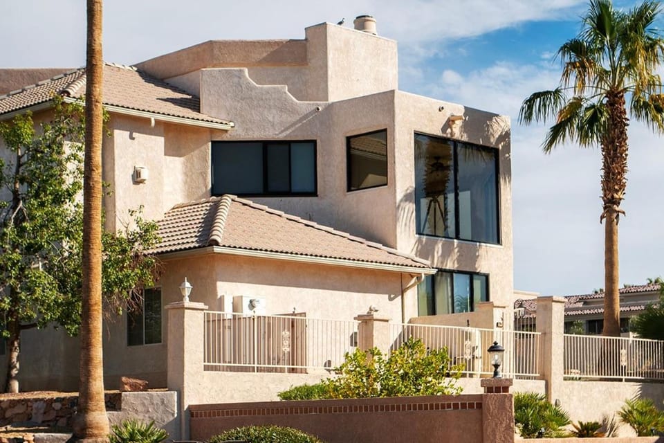 Luxury Golf Course Retreat on Hogan House in Lake Havasu City