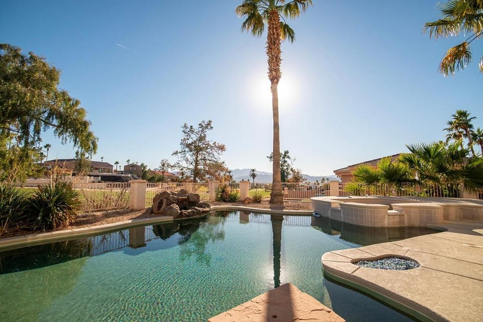 Luxury Golf Course Retreat on Hogan House in Lake Havasu City