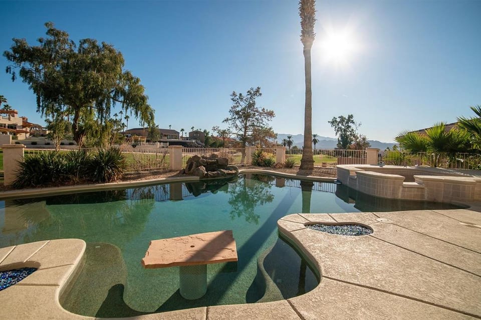 Luxury Golf Course Retreat on Hogan House in Lake Havasu City