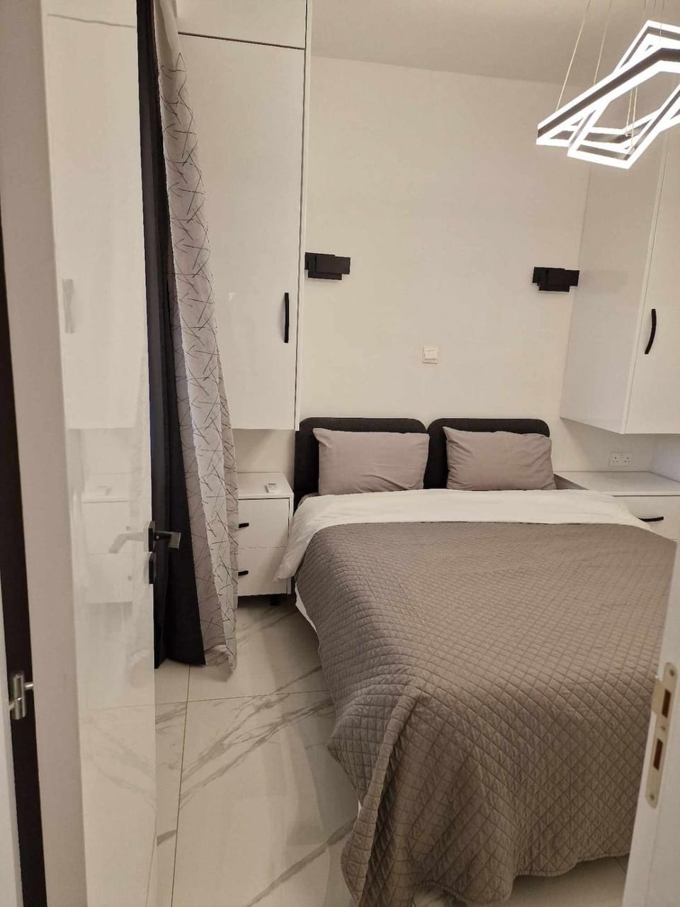 3 rooms modern apartment close to the beach! Apartment in Larnaca