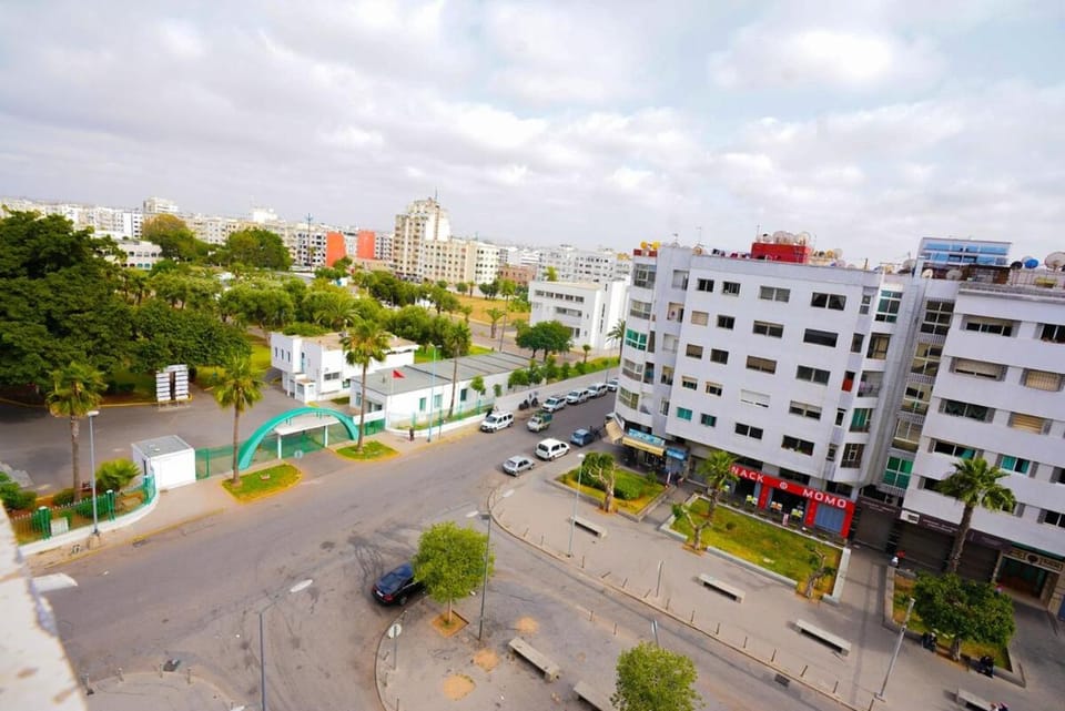 Neighbourhood, Bird's eye view, City view, Street view, Location