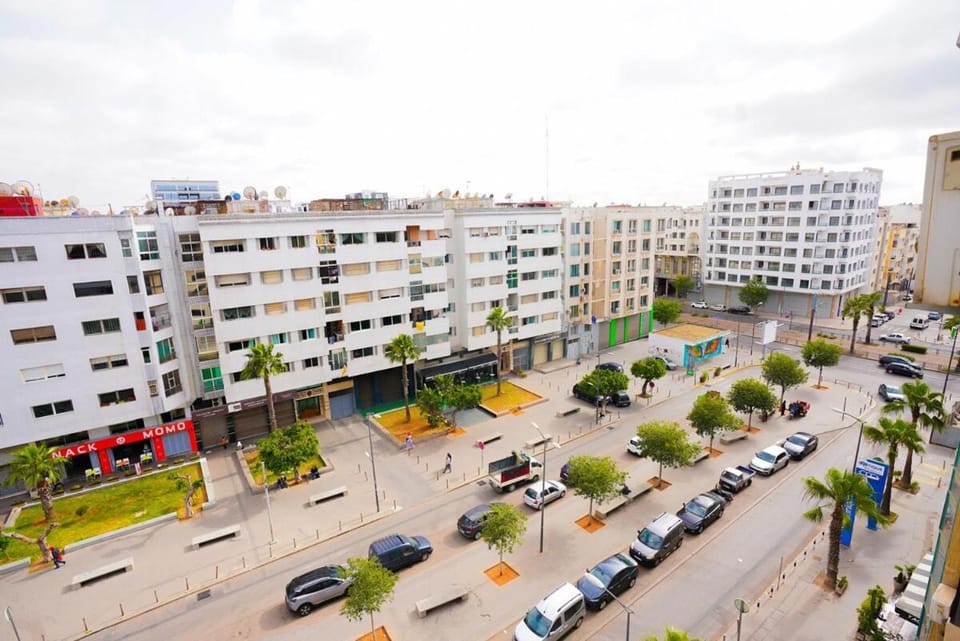 Neighbourhood, City view, Street view, Location