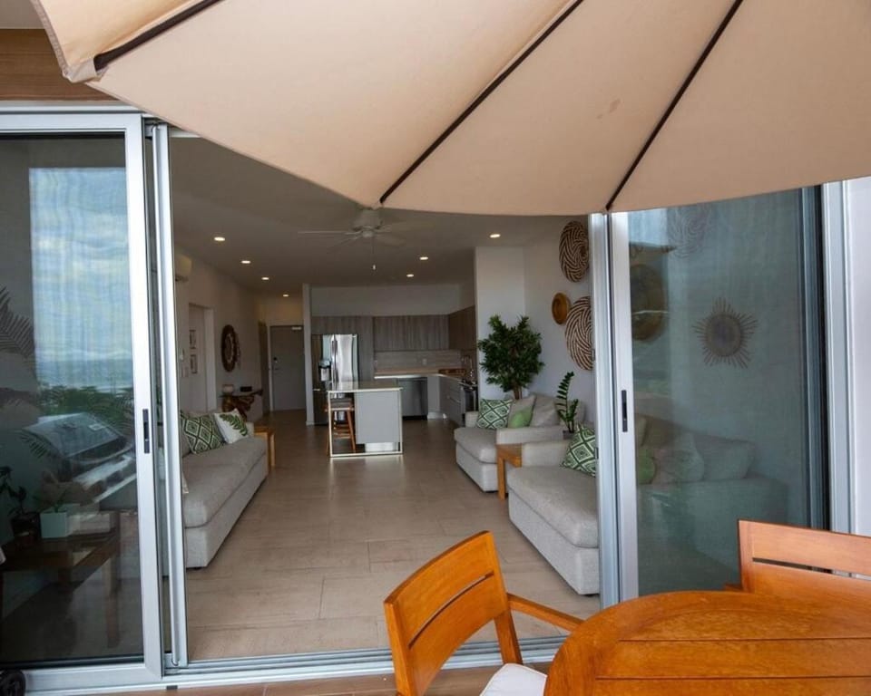 Beachfront Condo Stunning Views Apartment in Jaco