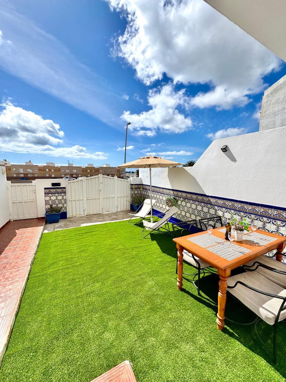 Day, Garden, View (from property/room), Dining area, Garden view, sunbed