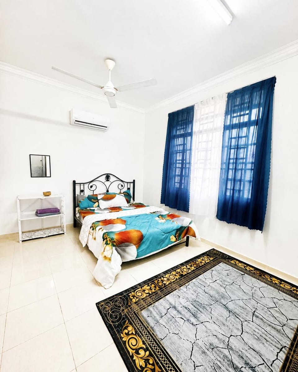 Bed, Bedroom, air conditioner