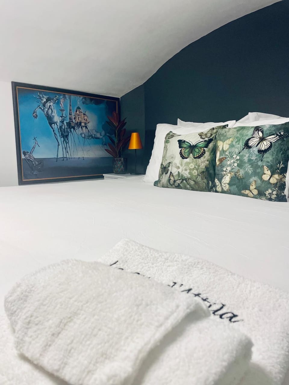 Le nid voûté Apartment in Wallonia, Belgium