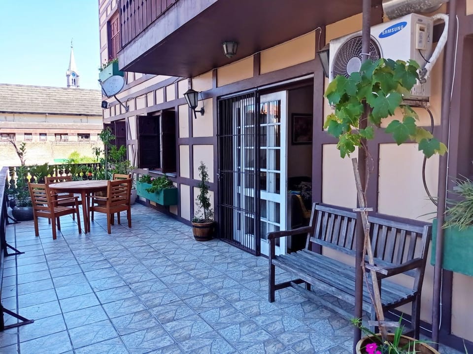 Balcony/Terrace, Dining area