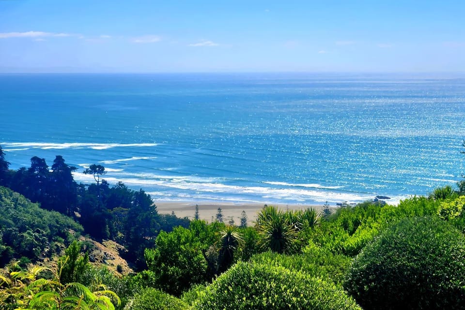 SEAS THE DAY - Ocean Views & Sauna Retreat House in Christchurch