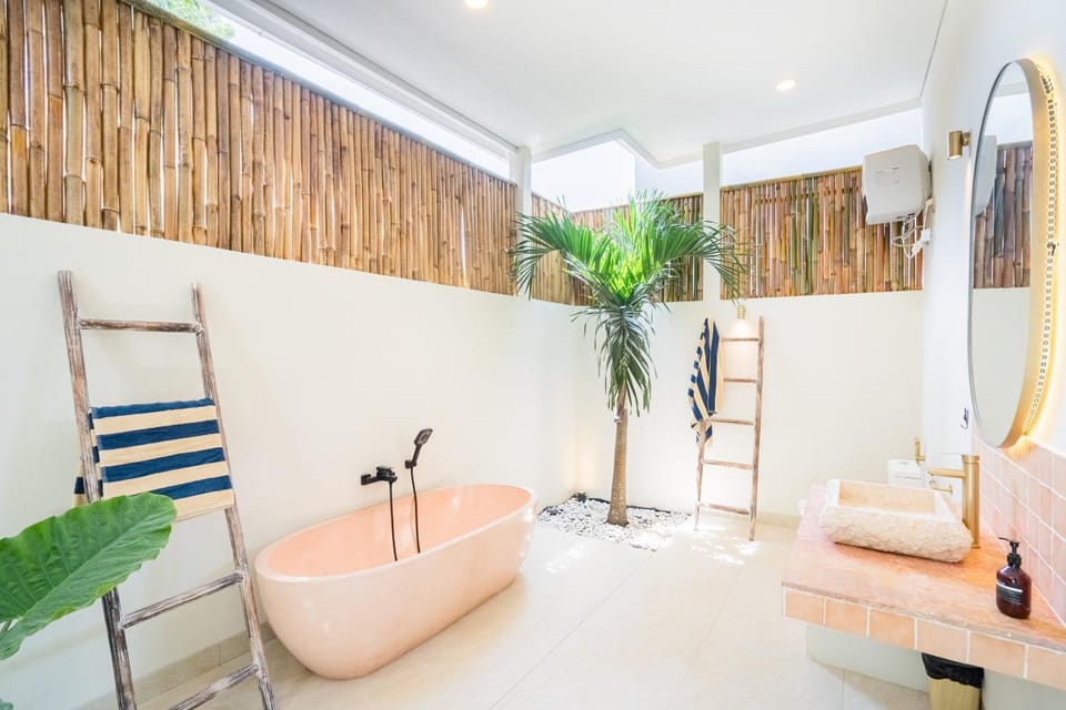 Shower, Bathroom, towels