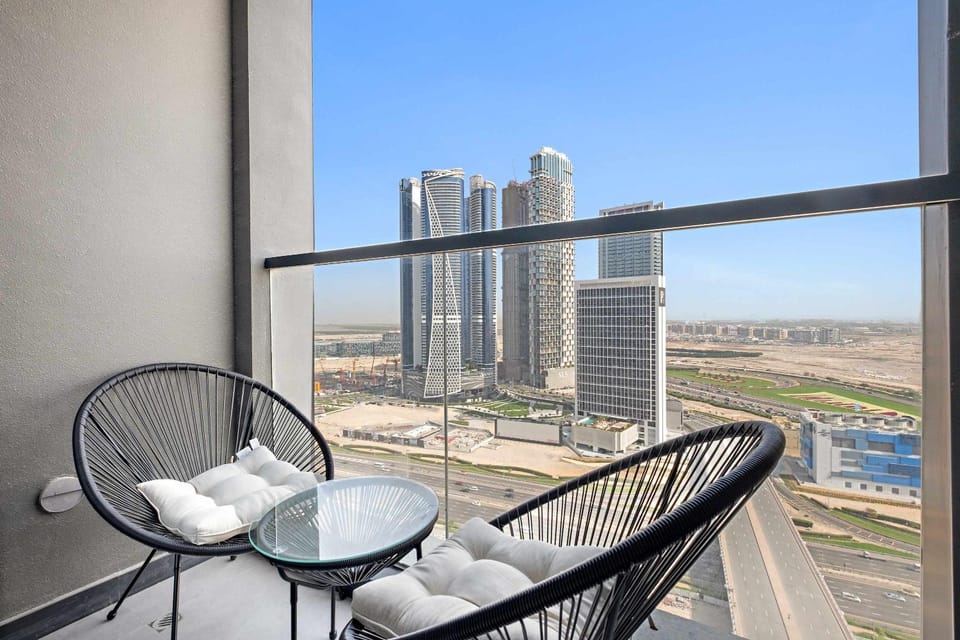 Property building, Balcony/Terrace