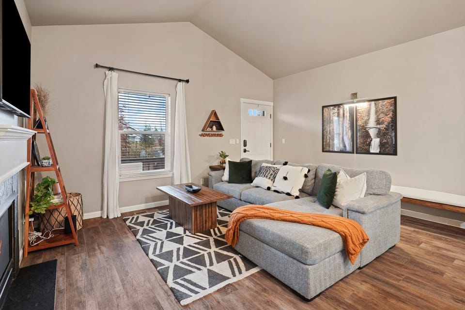 Beaumont House in Bend