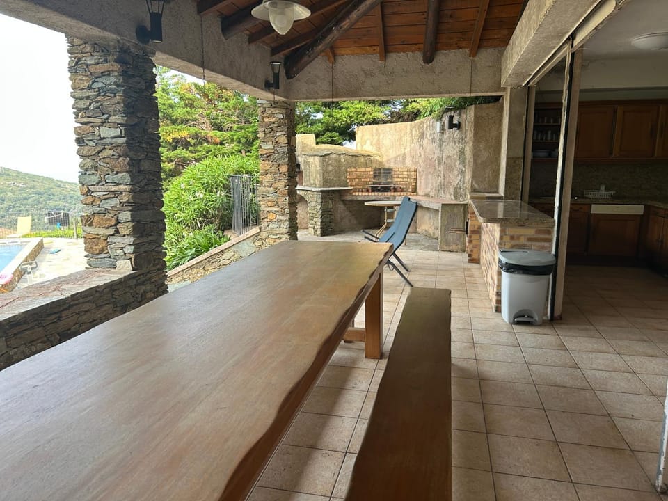Vacances de rêve vue mer et montagne Villa in Corsica
